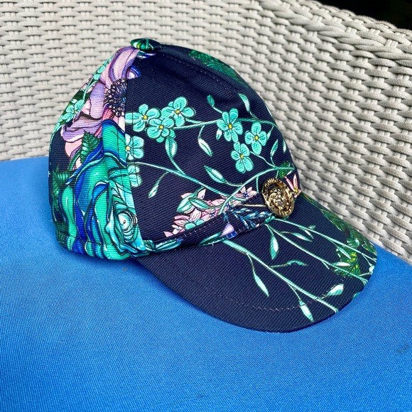 Toddler Sun Cap by Young Versace not worn. - Picture 3 of 4